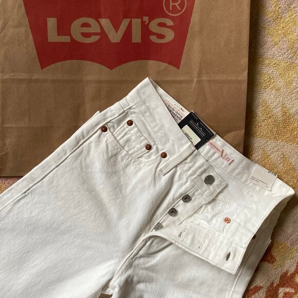 LEVI'S Wedgie Straight Fit Women's Jeans (Size: 23x28) NWT - Picture 3 of 12